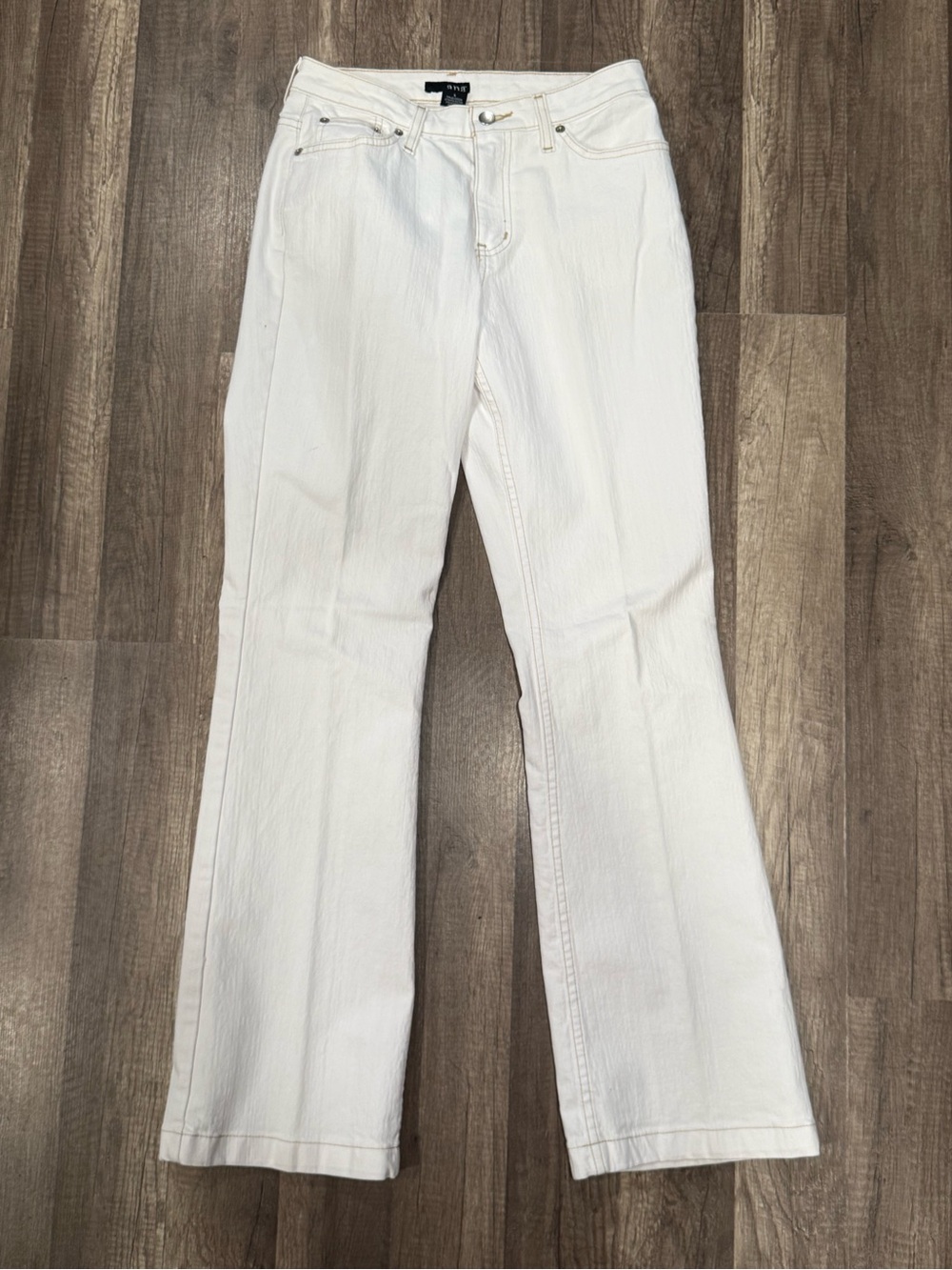 ANA White Boot Cut Jeans w/ Gold Stitching (6)
